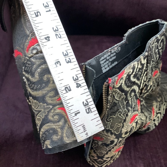 Naughty Monkey sz 7.5 boot black gold red 3 1/2” heals - Picture 2 of 4